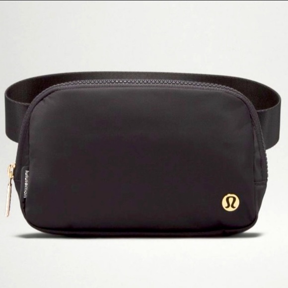 lululemon athletica Bags Rare Lululemon Blackgold Everywhere Belt
